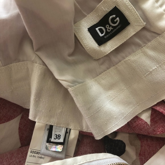 Dolce and Gabbana poppyseed flowers dress SOLD - Picture 3 of 16